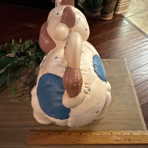 Rare Vintage Collectible Cow Cookie Jar. 10 x 10 x 8 Inches. Tiny Chip On Lid - Picture 10 of 10